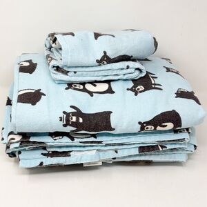 CIRCO Lot Of 3 Blue Black Bear Print Flannel Sheets Pieces 2 Flat 1 Pillowcase
